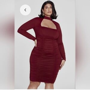 Fashion to Figure Yara Cutout ruched dress burgundy NWT Plus Size 3